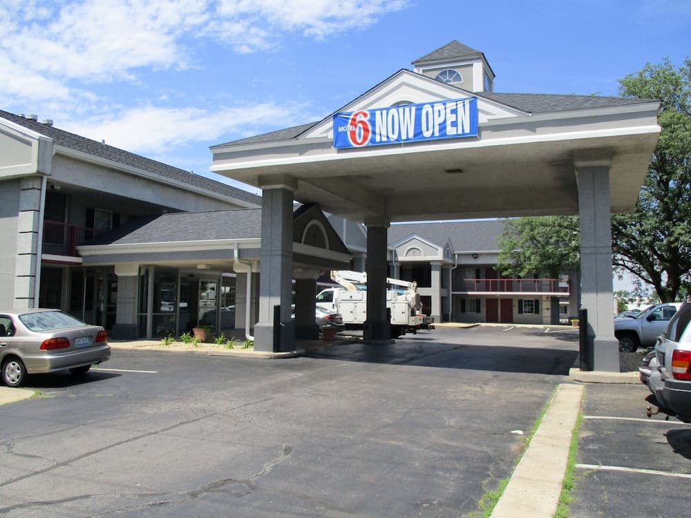Motel 6 Alsip IL