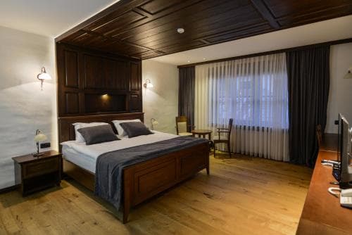 Hotel Barleti