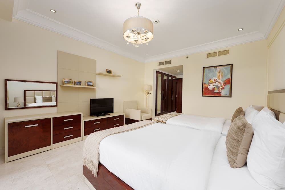 Maison Privee - Charming Apt with Sea View on the Palm Jumeirah
