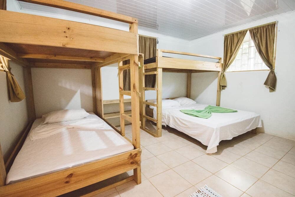 Drake Bay Backpackers