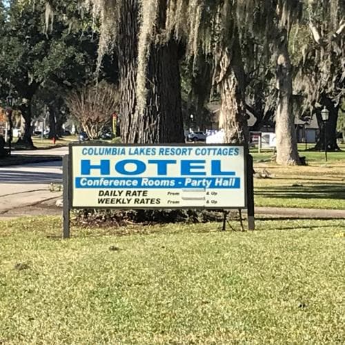 Lakeview Hotel