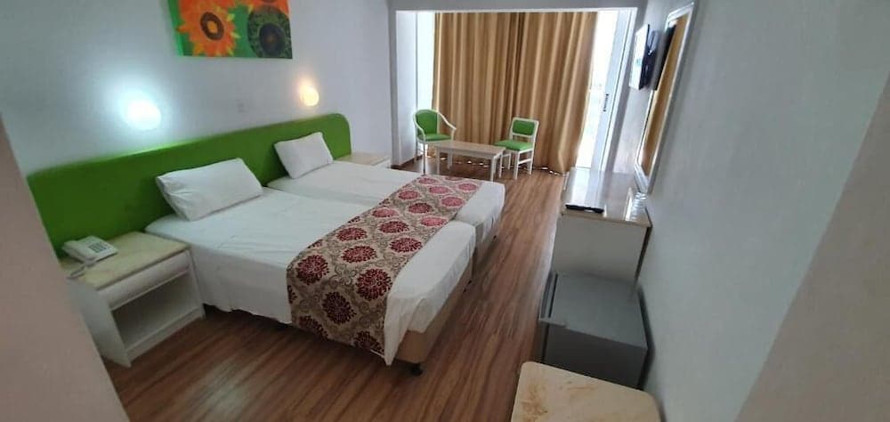 Corfu Hotel