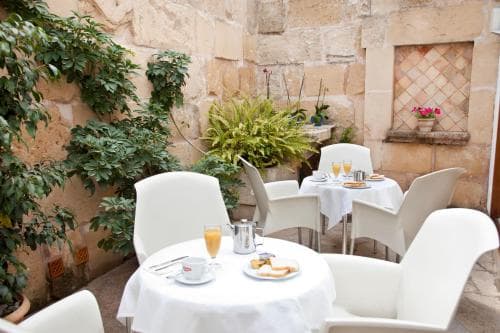 L Hostal hotel d interior