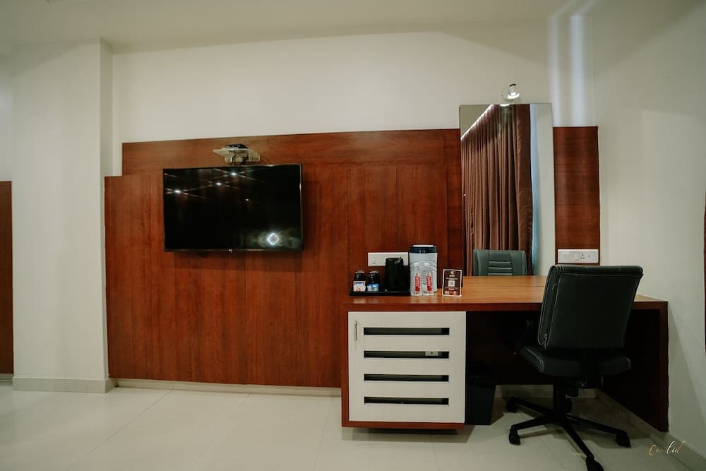Madhuvan Suites by Blues