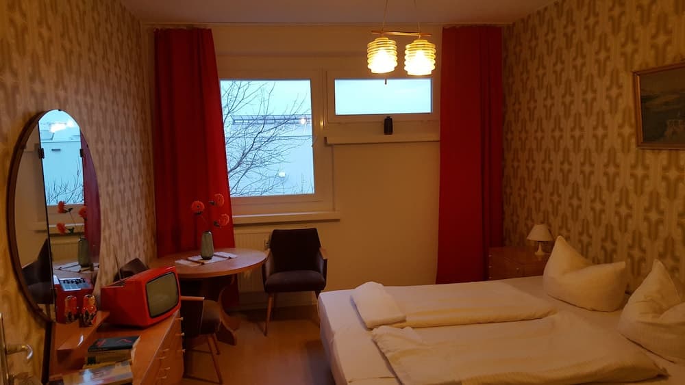 Ostel Das DDR Design Hostel