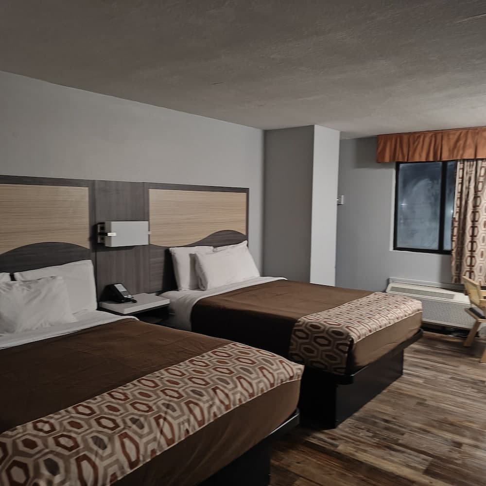 Mountain Vista Inn & Suites
