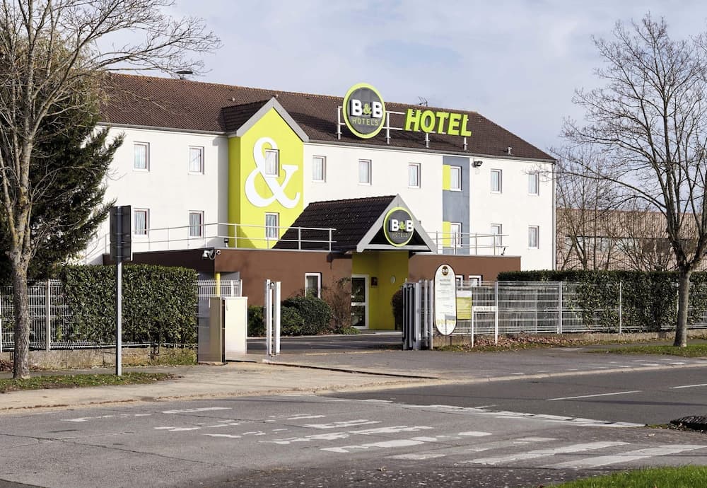 B&B Hôtel Maurepas