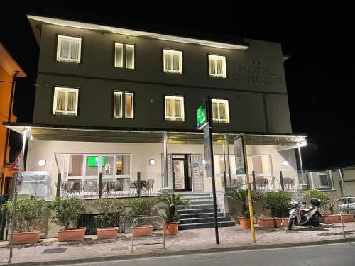 Hotel Candido