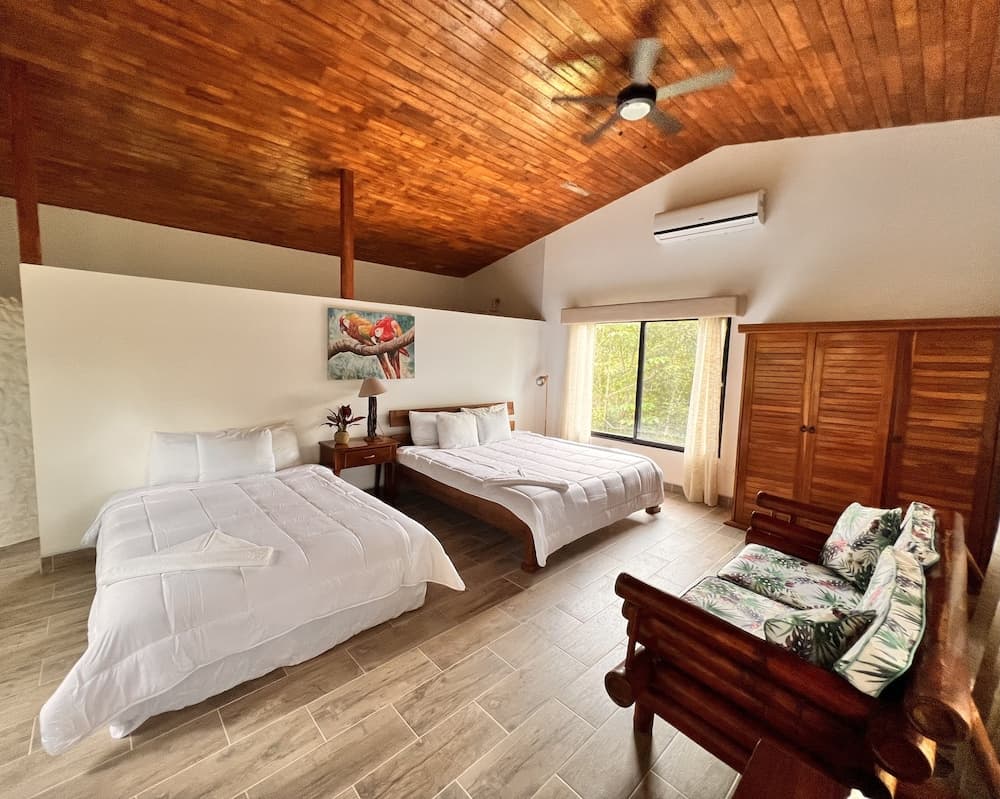 Blue Banyan Inn