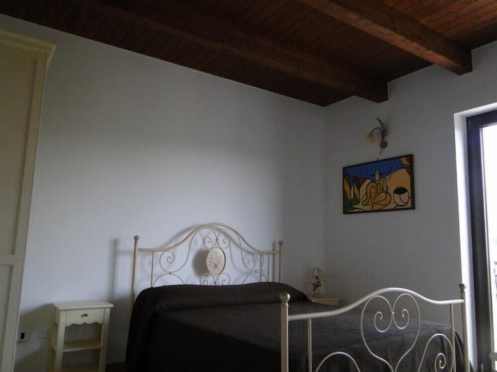 Feudi Enchestre B&b