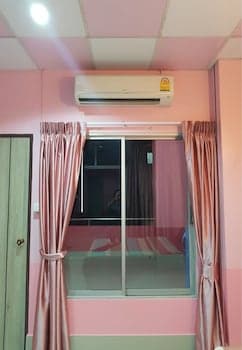 Thee Thee Guesthouse