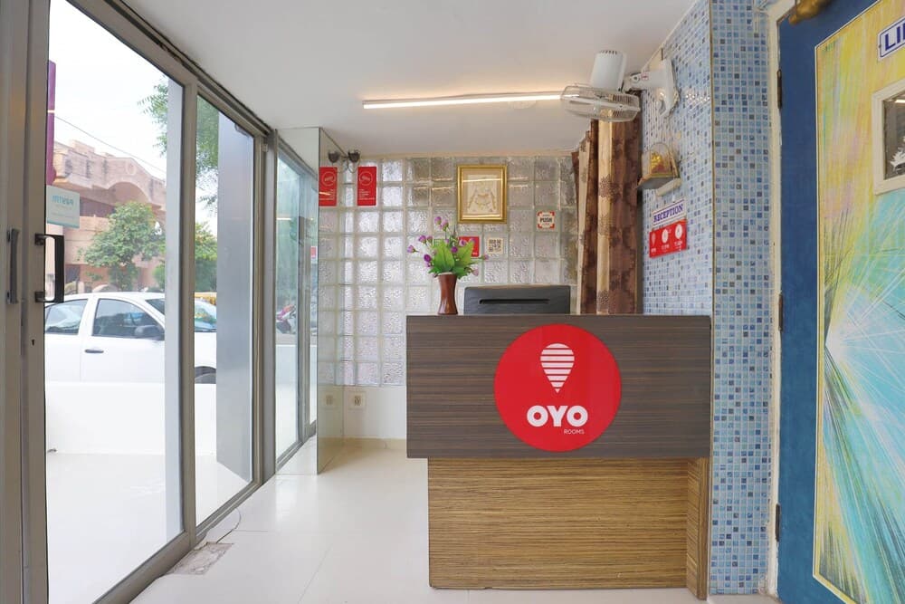 OYO 2178 Vibrant Residency