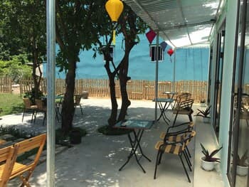 Rock & Roll Hostel