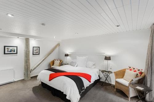 Acacia Cliffs Lodge