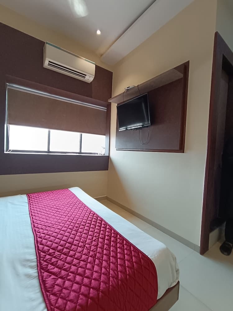 Hotel West Inn