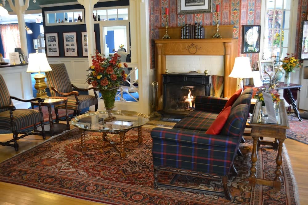 Bay View Inn