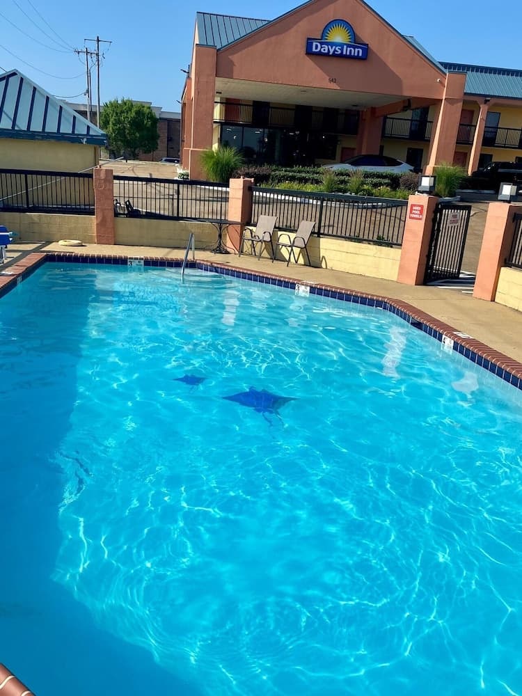 Days Inn By Wyndham Hernando