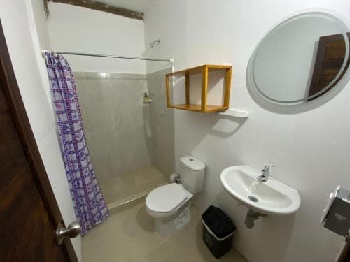 El Zoo Hostel & Pool