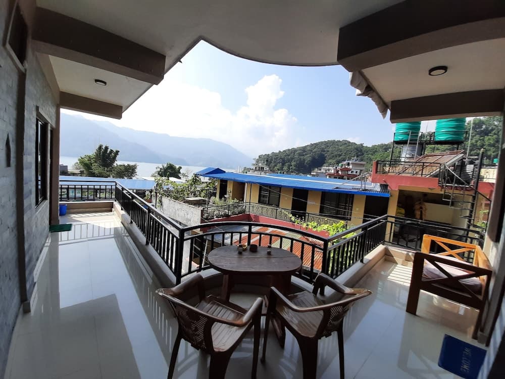 Hotel Eagle Zone