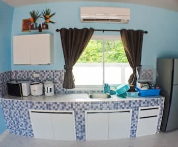 Atomic Pool Villa