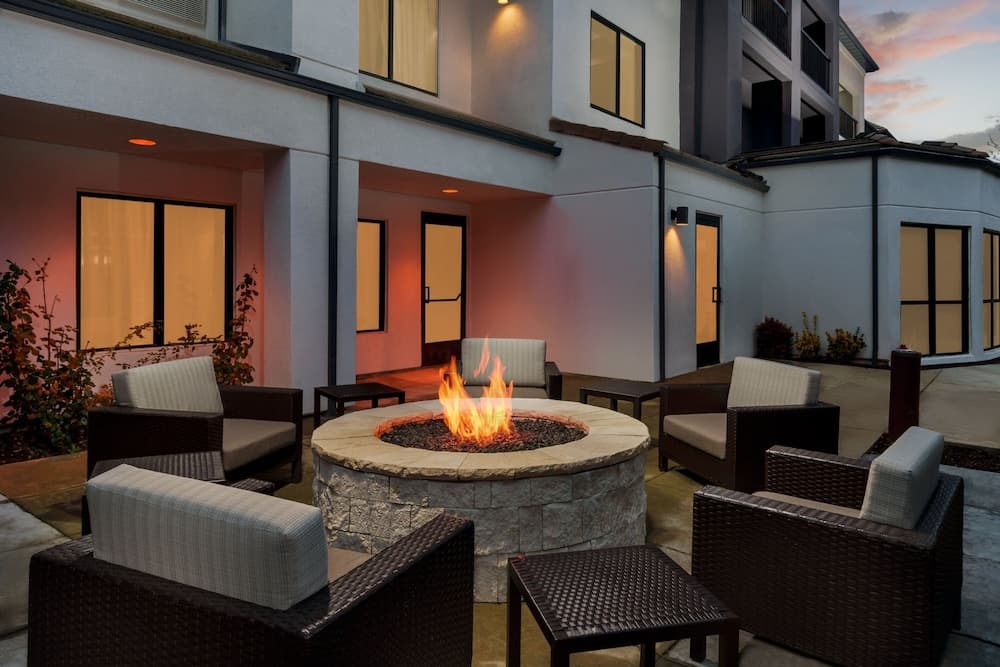 Courtyard by Marriott Roseville