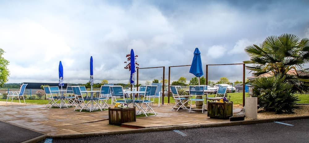 Brit Hotel Azur
