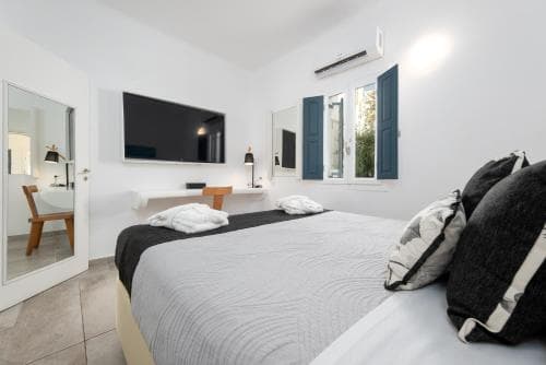 Amaze Suites
