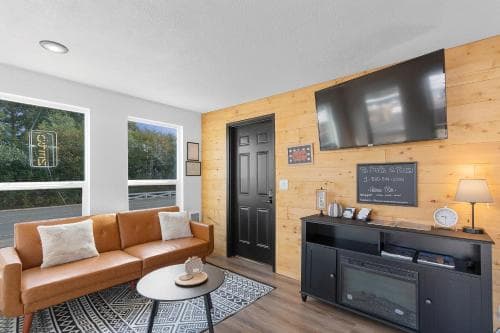 McBee's Silver Sands Motel