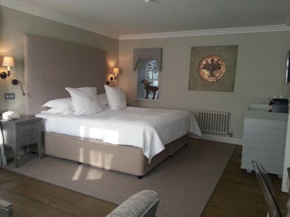 Calcot Manor Hotel