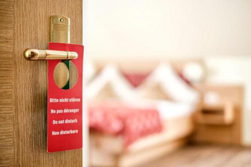 Hotel Neuwarft