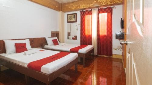 Farm Side Hotel