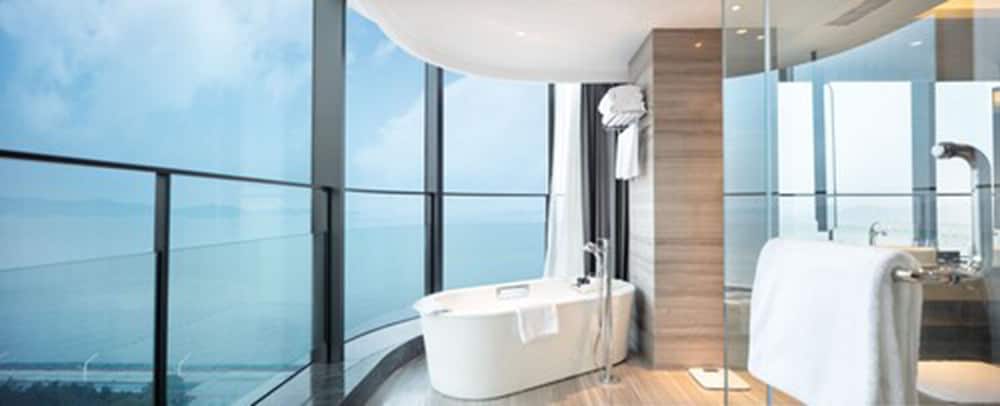 Pullman Zhoushan Seaside