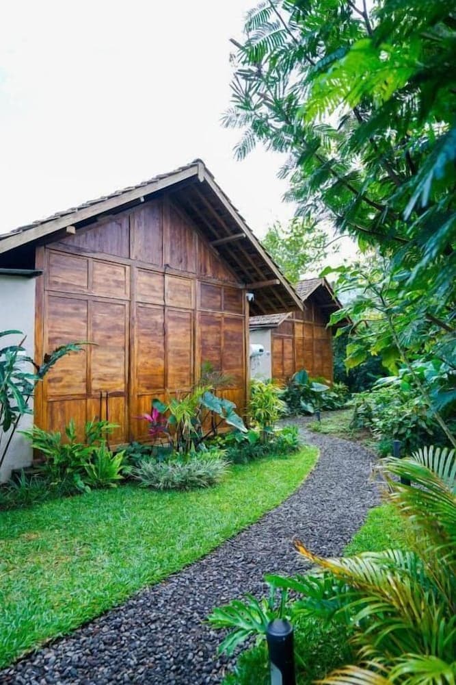 Green Lava Mountain View Cabin Bedugul by IHM