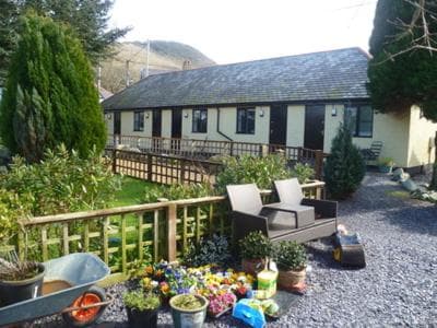 Aber Falls Hotel