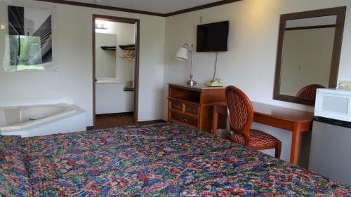 Bayshore Inn