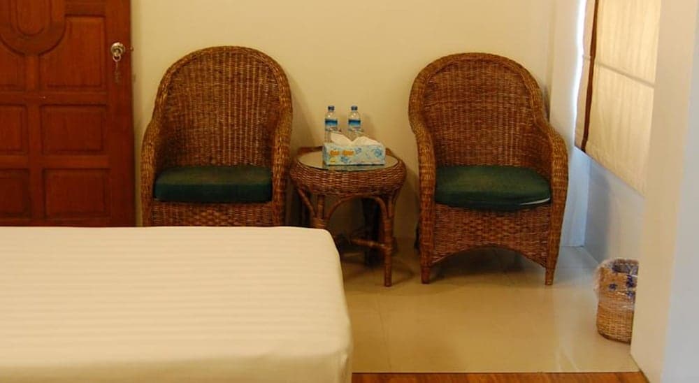 Hotel Pho Sein