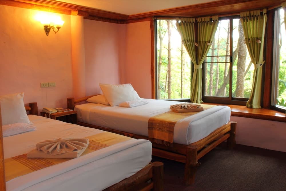 Phu Pha Nam Resort