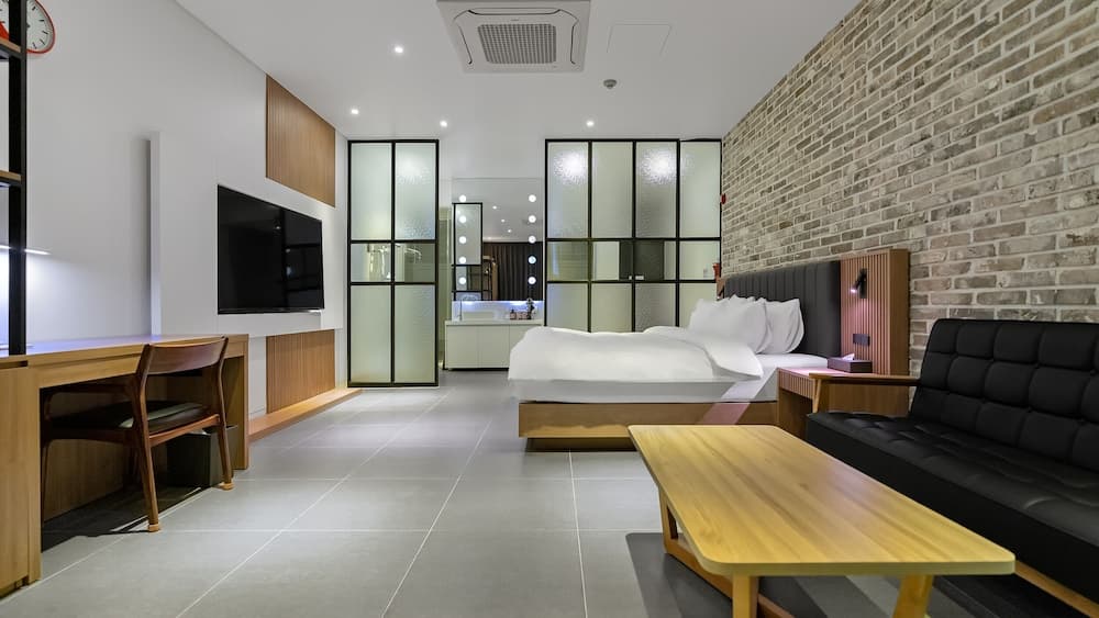 Hotel T Point