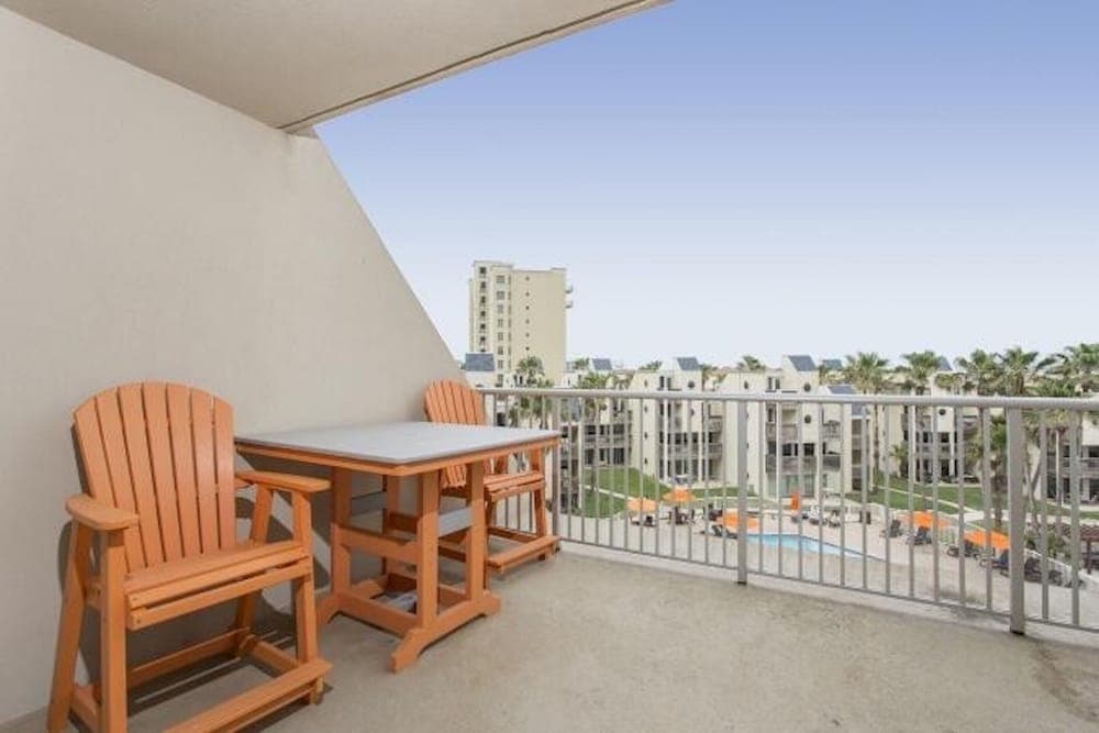 Solare Tower Condominiums