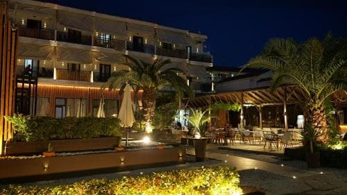 Beach Hotel Kapahi