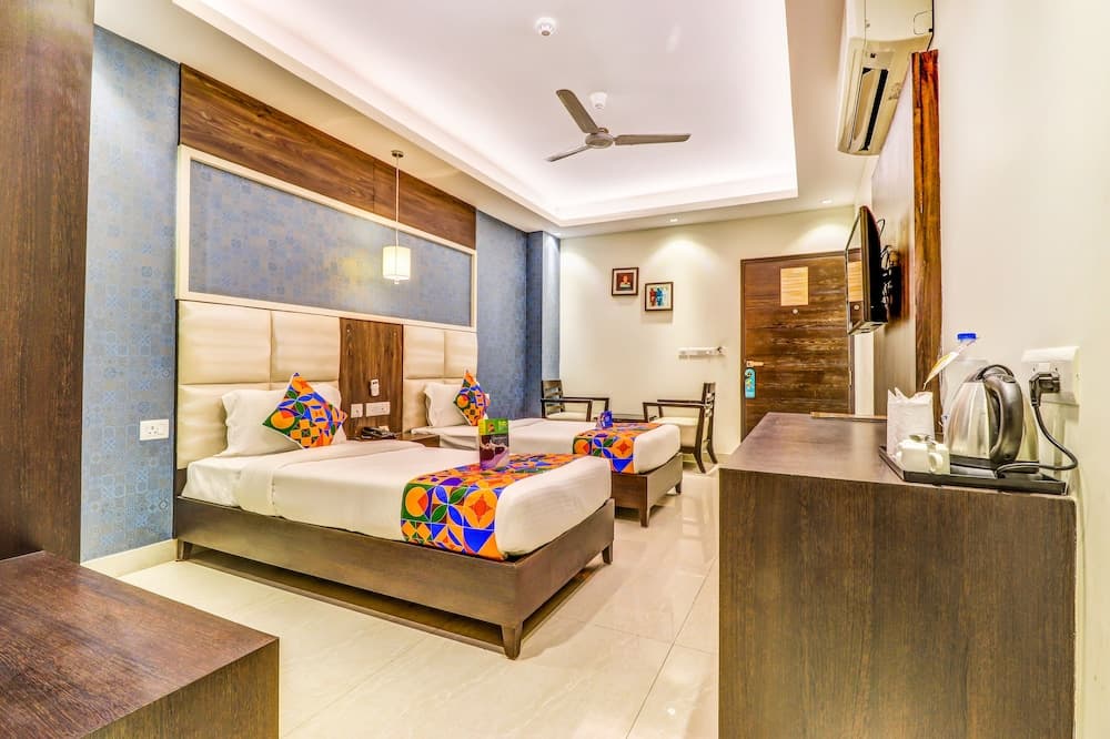 Fabhotel Solitaire