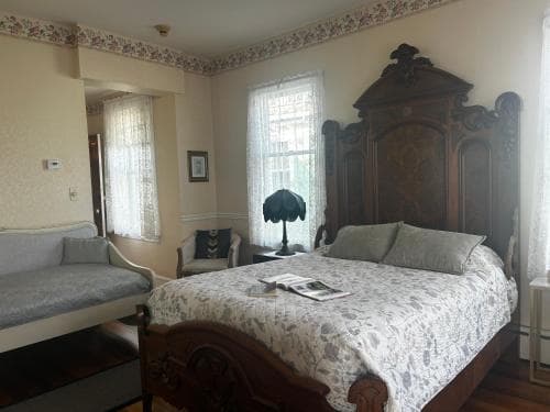 Beauclaires Bed & Breakfast Inn