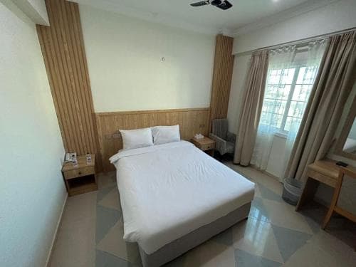 Safari Hotel