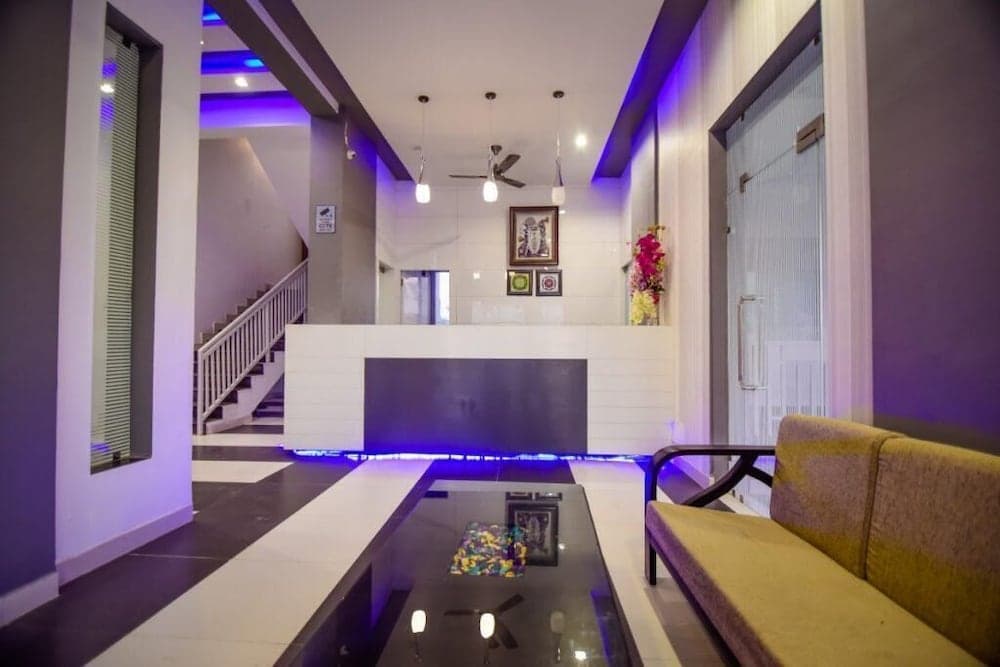 GG RESIDENCY