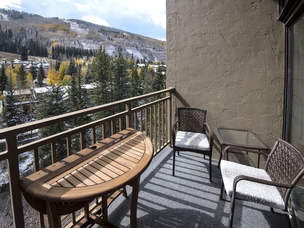 Wren At Vail