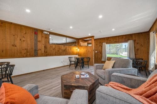 The Inn & More