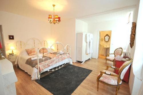 52 Eymet