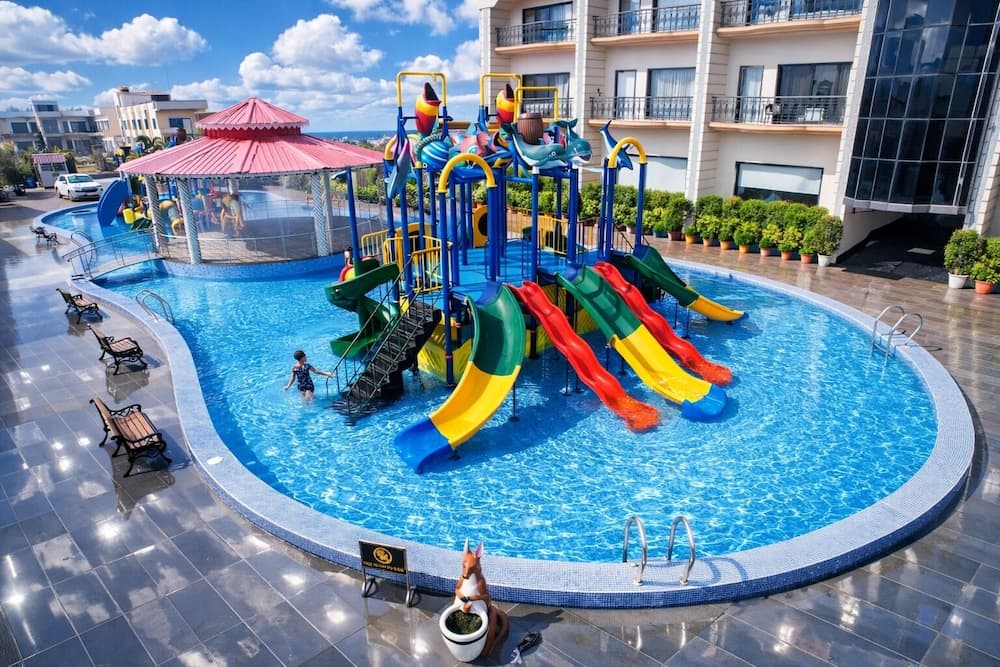 Grand Beach Resort
