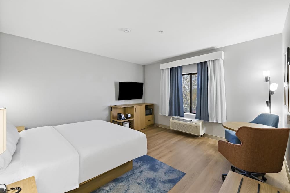 Hampton Inn & Suites Lancaster