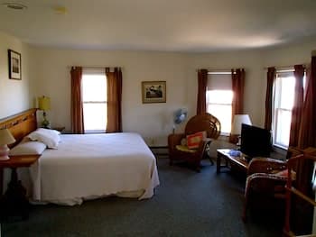 Dewey Cottage